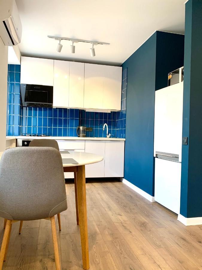 Navy City Center Apartment Двокімнатні Апартаменти В Центрі Міста Poltava Buitenkant foto