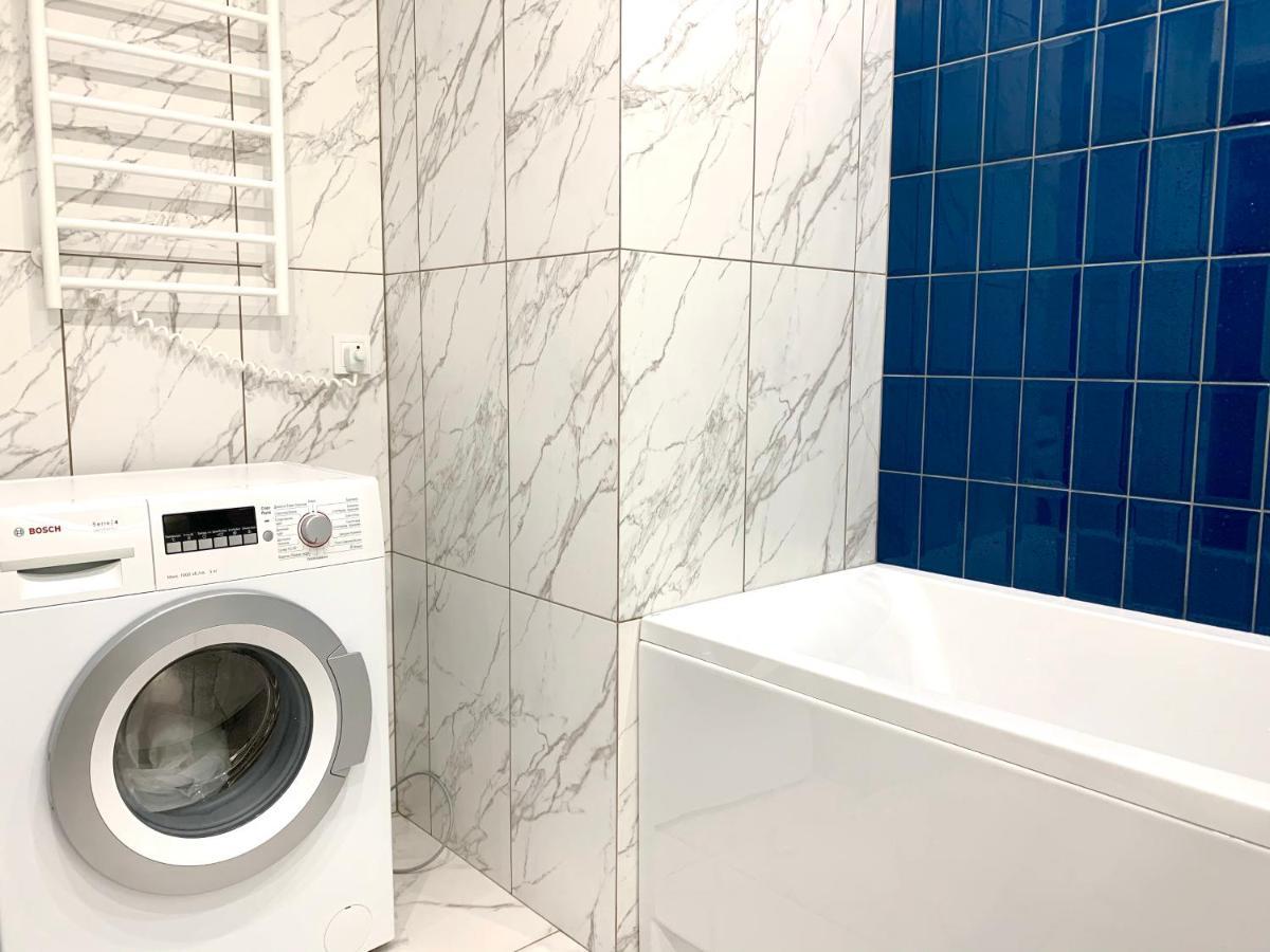Navy City Center Apartment Двокімнатні Апартаменти В Центрі Міста Poltava Buitenkant foto
